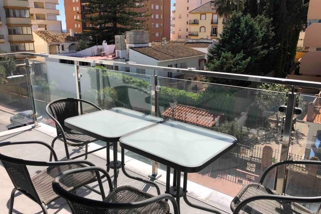 La Dorada, Sea Side Apartment Fuengirola Esterno foto